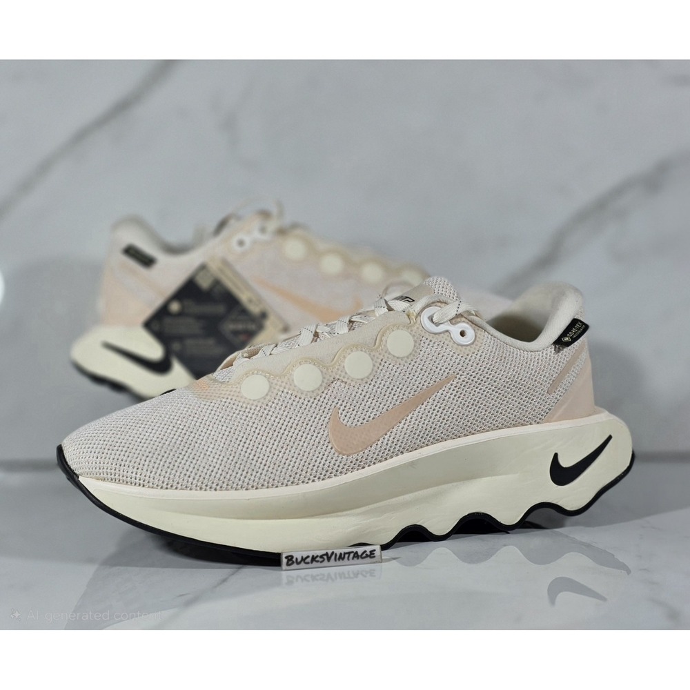 Nike Motiva GORE-TEX Runing Walking Trail Shoes Guava Ice Womens Size 10 NEW